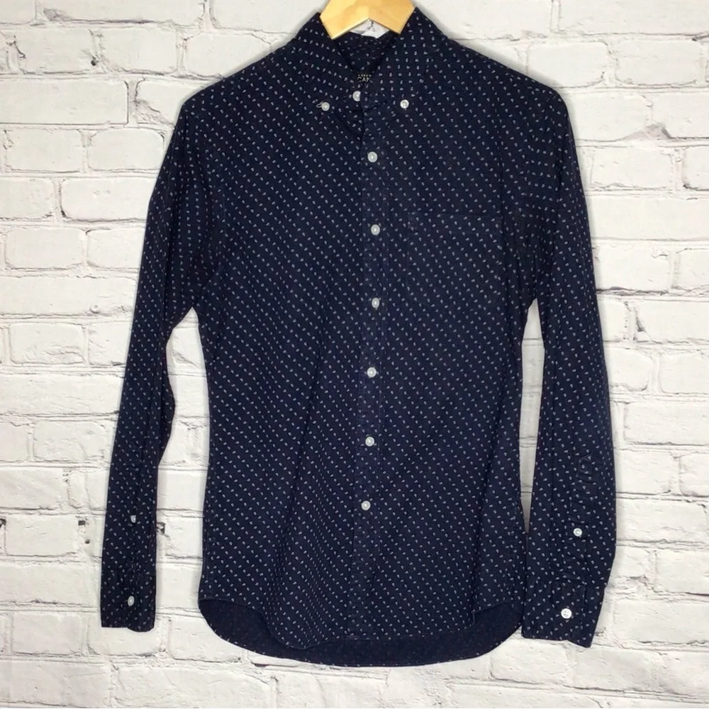 J Crew Mercantile Navy Print Casual Long Sleeve Button Down Shirt Small
